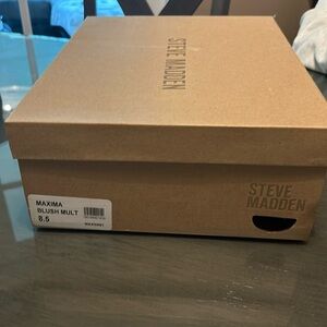 Steve Madden Maxima Blush Mult